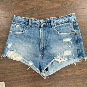 4/$30 Zara Jean Shorts